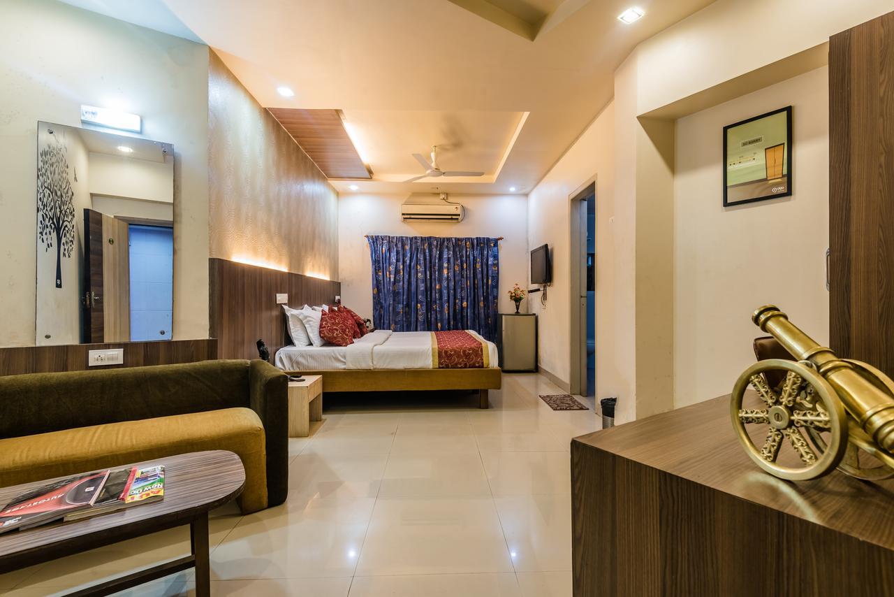 Hotel Panchratna Panvel Luaran gambar