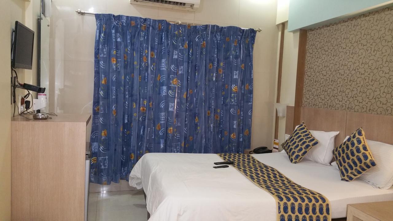 Hotel Panchratna Panvel Luaran gambar